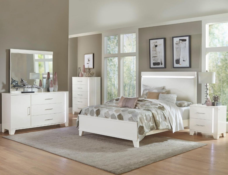 Kerren Queen Platform Bed in White 1678W-1*