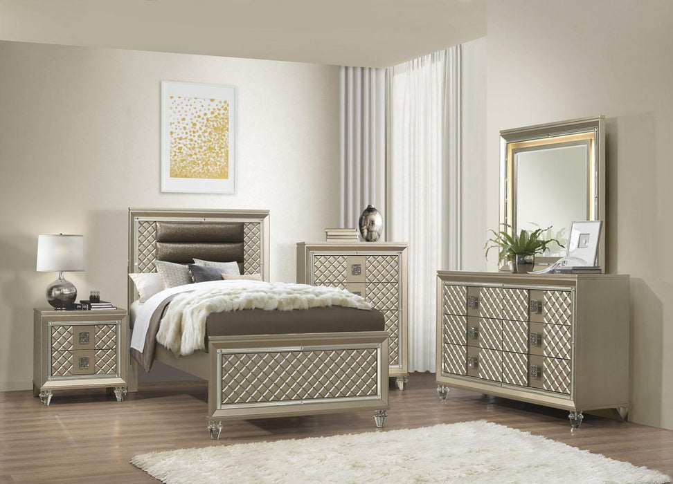 Youth Loudon 6 Drawer Dresser in Champagne Metallic B1515-5